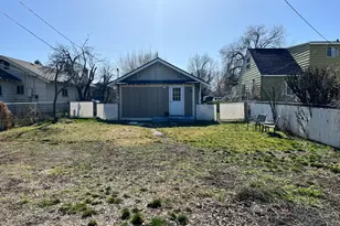 967 E 1st St, Prineville, OR 97754 - Photo 13