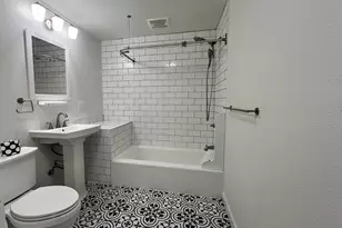 967 E 1st St, Prineville, OR 97754 - Photo 11