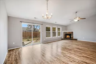 930 NW Spruce Ave, Redmond, OR 97756 - Photo 11