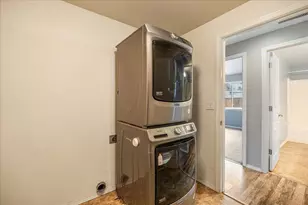 930 NW Spruce Ave, Redmond, OR 97756 - Photo 19