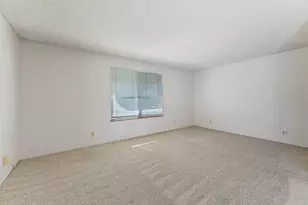 205 SW Booth St, Grants Pass, OR 97526 - Photo 13