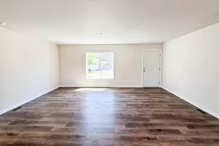 4647 Winter Ave, Klamath Falls, OR 97603 - Photo 7