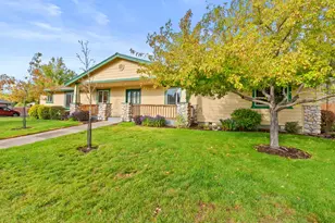 20260 Gaines Ct, Bend, OR 97702 - Photo 57