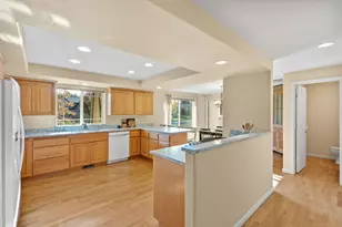 20260 Gaines Ct, Bend, OR 97702 - Photo 17