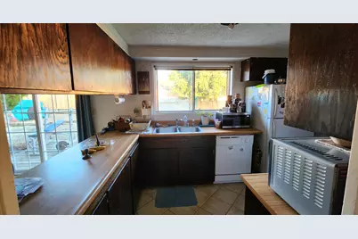 326 E Sage Lane, Culver, OR 97734 - Photo 5
