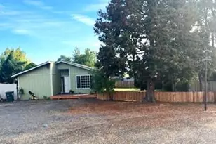 326 E Sage Ln, Culver, OR 97734 - Photo 1