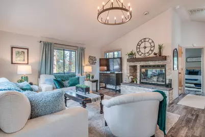 18034 Witchhazel Lane, Sunriver, OR 97707 - Photo 13