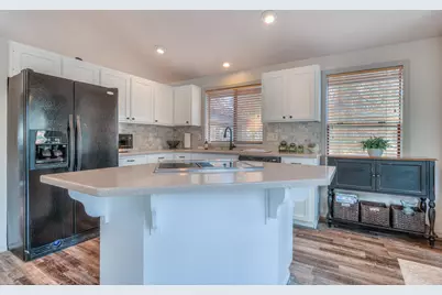 18034 Witchhazel Lane, Sunriver, OR 97707 - Photo 15