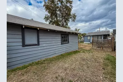 2028 Vine Avenue, Klamath Falls, OR 97601 - Photo 25