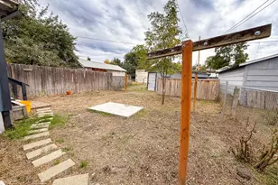 2028 Vine Ave, Klamath Falls, OR 97601 - Photo 27