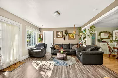 2710 W Stewart Avenue, Medford, OR 97501 - Photo 13