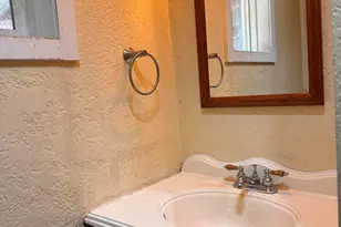 1636 Blue Pool Way, Chiloquin, OR 97624 - Photo 13