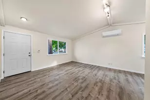 1036 W 12th St, Medford, OR 97501 - Photo 15