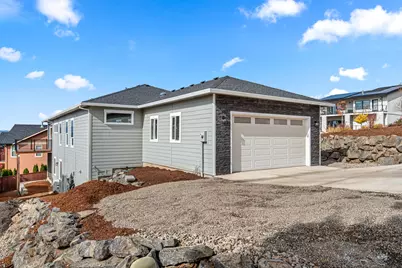 4260 Falcon Ridge Terrace, Medford, OR 97504 - Photo 45