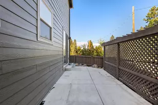 748 NE Vail Ln, Bend, OR 97701 - Photo 23