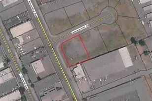 210 Commercial Ct Ct, Medford, OR 97501 - Photo 1