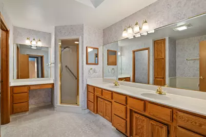 1320 Redwood Circle, Grants Pass, OR 97527 - Photo 39