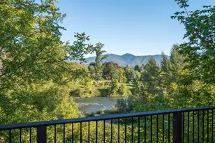 1320 Redwood Cir, Grants Pass, OR 97527 - Photo 5