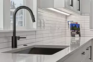 61168 SE Wagyu Dr, Bend, OR 97702 - Photo 11