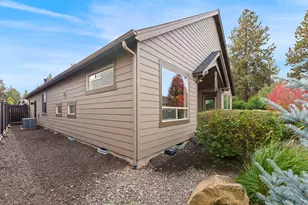 60494 Hedgewood Ln, Bend, OR 97702 - Photo 31