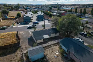 336 SW H St, Madras, OR 97741 - Photo 17