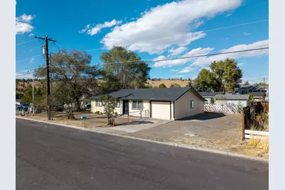 336 SW H Street, Madras, OR 97741 - Photo 3