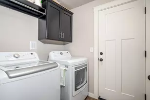 848 Trinity Way, Medford, OR 97501 - Photo 15