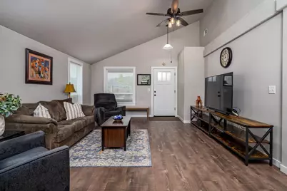 848 Trinity Way, Medford, OR 97501 - Photo 7