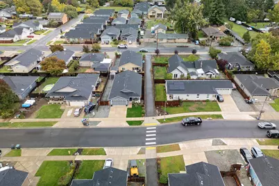 848 Trinity Way, Medford, OR 97501 - Photo 29