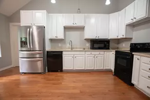 709 Pinewood Way, Cave Junction, OR 97523 - Photo 7