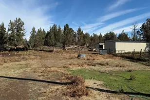 5910 NE 41st St, Redmond, OR 97756 - Photo 9