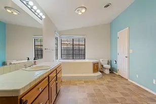 338 Kilborn Dr, Grants Pass, OR 97526 - Photo 13