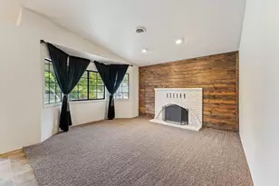 338 Kilborn Dr, Grants Pass, OR 97526 - Photo 3