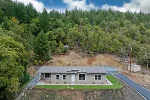 5572 Jumpoff Joe Creek Rd, Grants Pass, OR 97526 - Photo 33