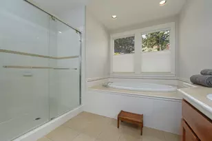 2525 NW 1st St, Bend, OR 97703 - Photo 41