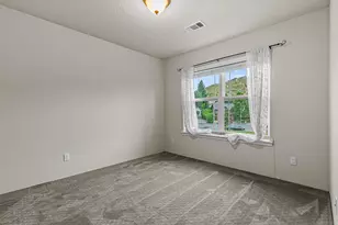 4505 Wolf Run Dr, Medford, OR 97504 - Photo 33