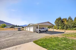 18200 Williams Hwy, Williams, OR 97544 - Photo 53