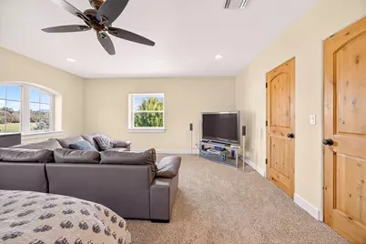 18200 Williams Highway, Williams, OR 97544 - Photo 31