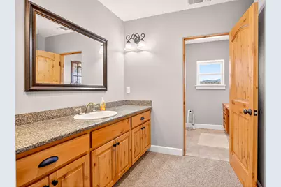 18200 Williams Highway, Williams, OR 97544 - Photo 33