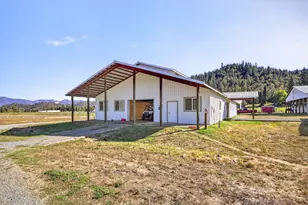 18200 Williams Hwy, Williams, OR 97544 - Photo 59