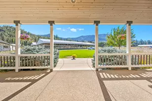 18200 Williams Hwy, Williams, OR 97544 - Photo 7