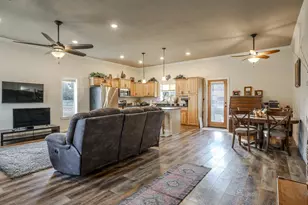 18200 Williams Hwy, Williams, OR 97544 - Photo 43