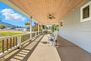 18200 Williams Hwy, Williams, OR 97544 - Photo 7