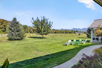 18200 Williams Highway, Williams, OR 97544 - Photo 41