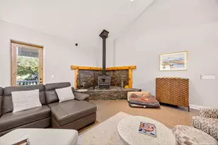 18200 Williams Hwy, Williams, OR 97544 - Photo 13