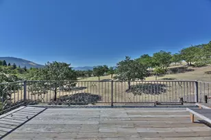 104 Monterey Dr, Medford, OR 97504 - Photo 35