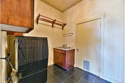 104 Monterey Drive, Medford, OR 97504 - Photo 29