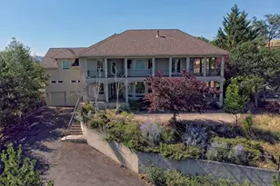 104 Monterey Dr, Medford, OR 97504 - Photo 39