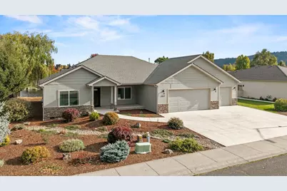 2937 Front Street, Klamath Falls, OR 97601 - Photo 3