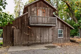 419 E Main St, Rogue River, OR 97537 - Photo 45